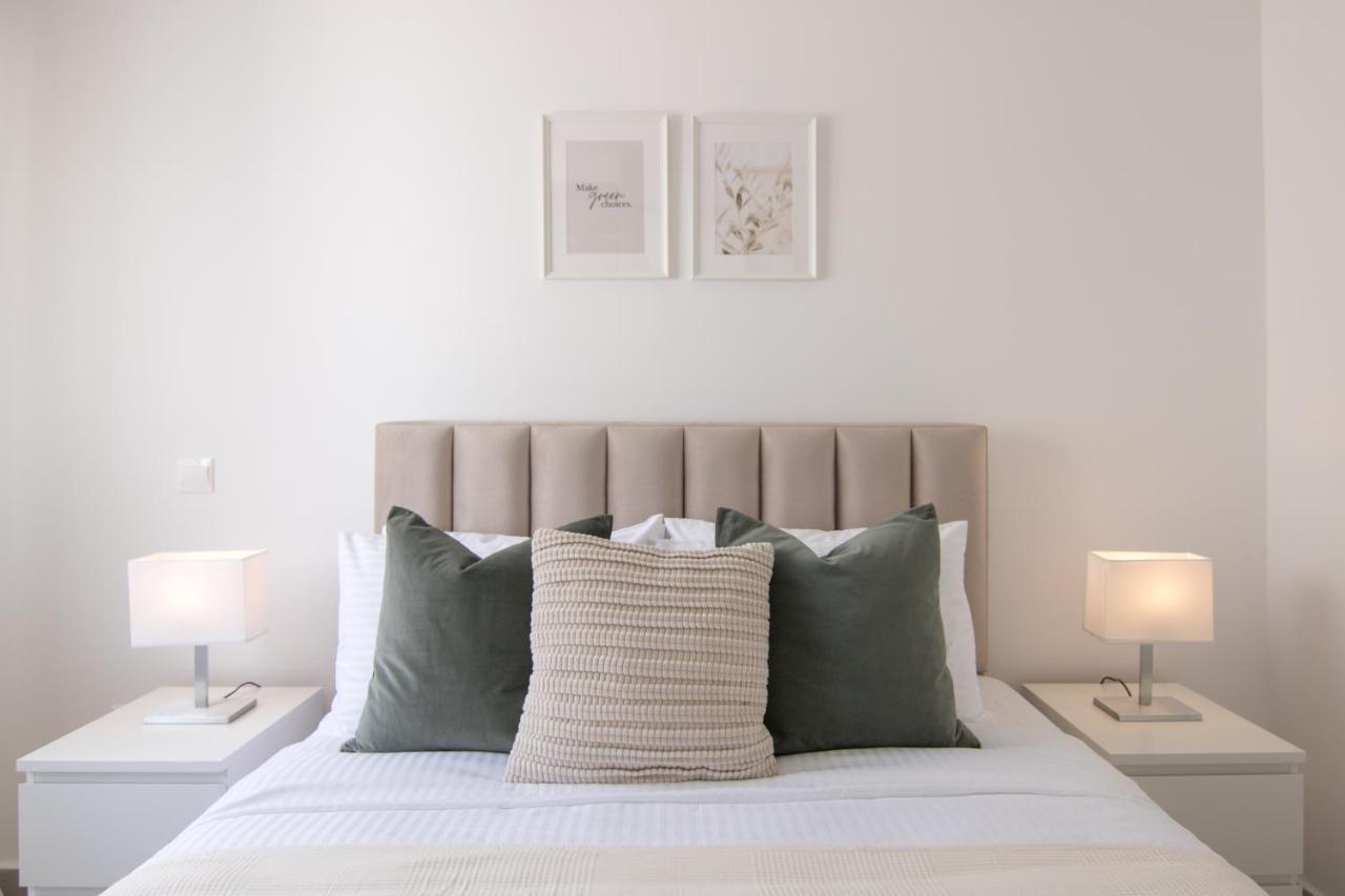 Phaedrus Living: Seaview Luxury Flat Limnaria 134 Lägenhet Paphos Exteriör bild