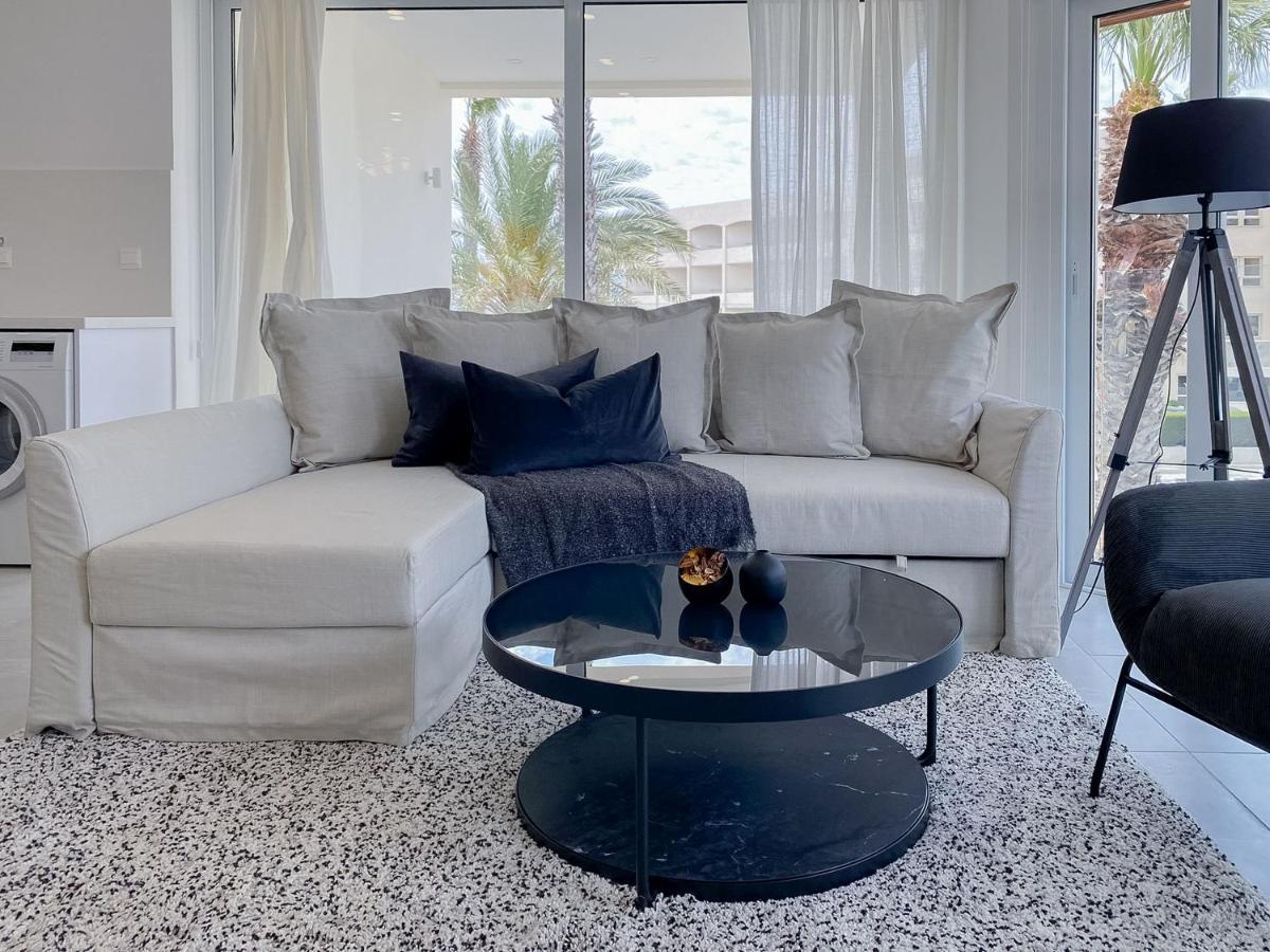 Phaedrus Living: Seaview Luxury Flat Limnaria 134 Lägenhet Paphos Exteriör bild